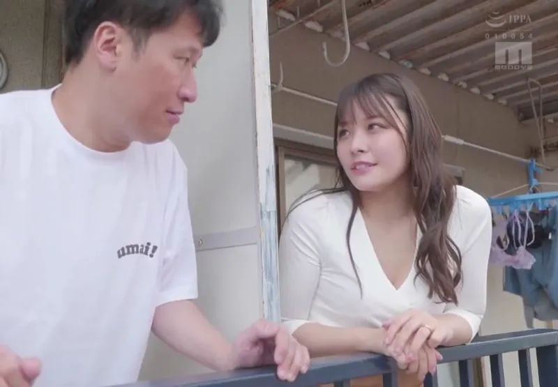 Anh trai trúng số và cô nàng cạnh nhà bị người chồng bỏ bê đang gửi tín hiệu cầu “chịch”